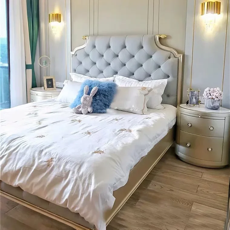 Stile americano, lusso leggero, legno di faggio, letto moderno, camera da letto principale, doppia, camera modello