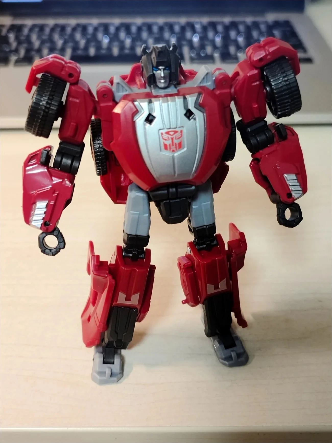 Auf Lager Hasbro Transformers Toys Enhanced WFC 07 Gamer Edition Sideswipe Studio Series Actionfiguren Roboter Jungen Geschenk