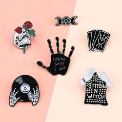 Broche de estilo Punk para chaquetas de mezclilla, broches de botón de color negro, mago mágico, Cranio, vampiro, rosa, insignia, regalos, joyería gótica, venta al por mayor