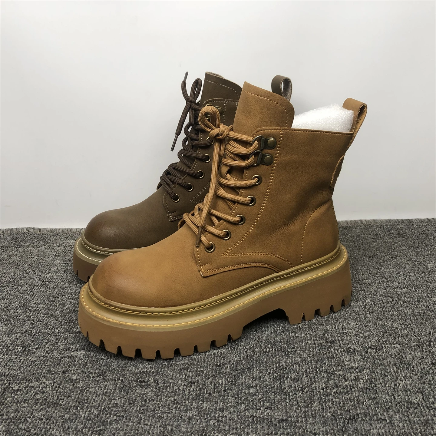 

Briti Sle Boots Women's Autumn New Retro ort Boots Thi Bot Large Yellow Boots Single Boot Leather oes