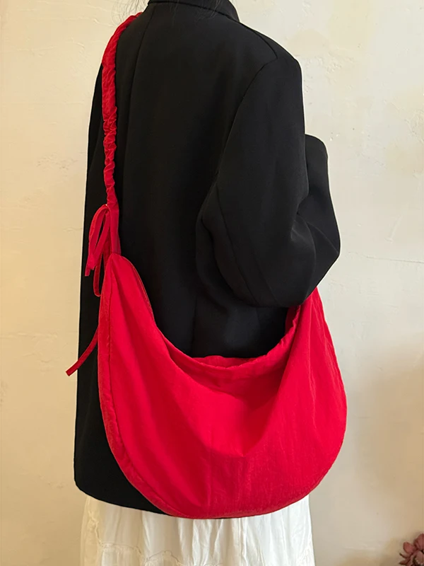 

Korean Pleated Drawstring Cloud Bag Women's New Large Capacity Single Shoulder Crossbody Versatile Commuting Bags