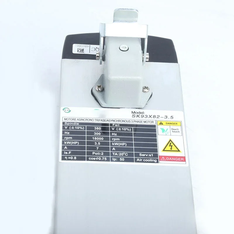 เครื่องแกะสลักแกนมอเตอร์ระบายความร้อนด้วยอากาศ2.2KW 3.5KW ความเร็วสูงอุปกรณ์มอเตอร์แกนหมุนสำหรับเครื่องแกะสลัก ER25 CNC