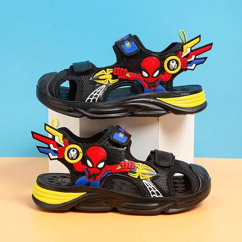 Sandali estivi per bambini Baby Boy Cartoon Spider Man Student punta chiusa ortopedica antiscivolo per bambini Sport scarpe da spiaggia in pelle PU