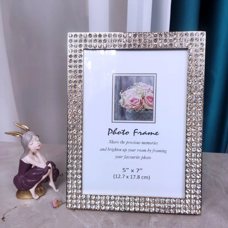 Sophisticated Silver 6 Inch Rhinestone Metal Photo Frame for Precious Memories High-end Décor Modern Homeware Wedding Photos