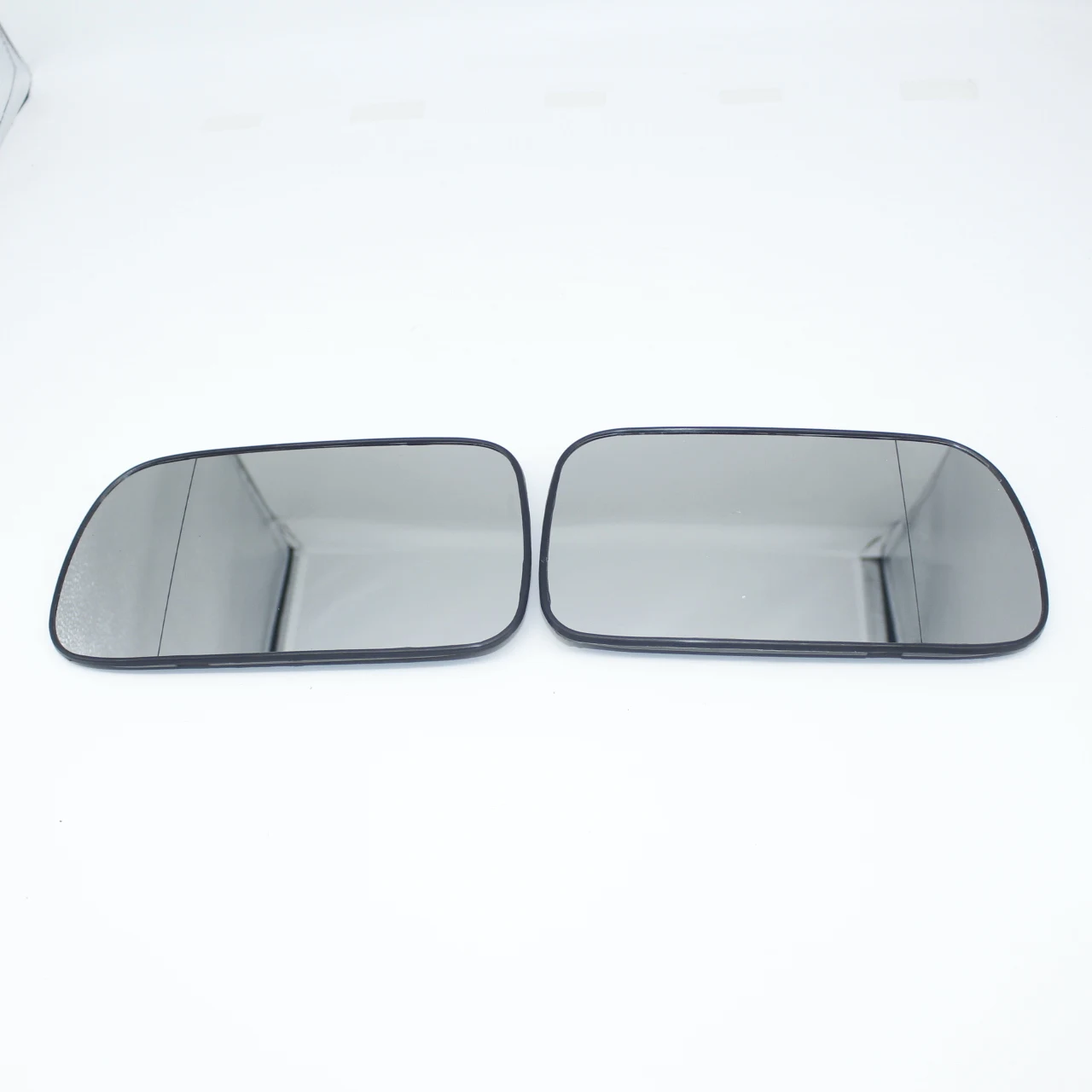 HY-087 Car Wing Mirror Glass for Nissan Primera P11 1995 1996 1997 1998 1999 2000 2001 2002 Heated with Back Plate