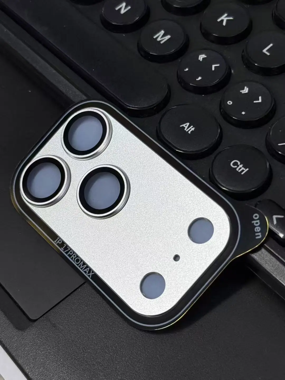 HD درع عدسة الكاميرا حامي آيفون 17 برو 17 برو ماكس الألومنيوم حلقة معدنية عدسة الزجاج المقسى فيلم غطاء #3