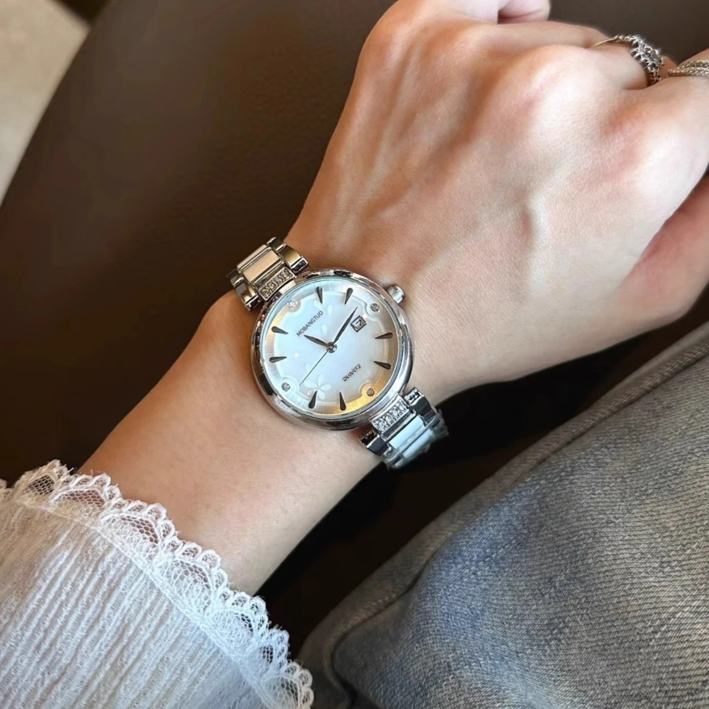 

2025 New Women's Watch Luxury Quartz Ceramic Strap Trendy Sophisticated Design High Quality Fashion Watch