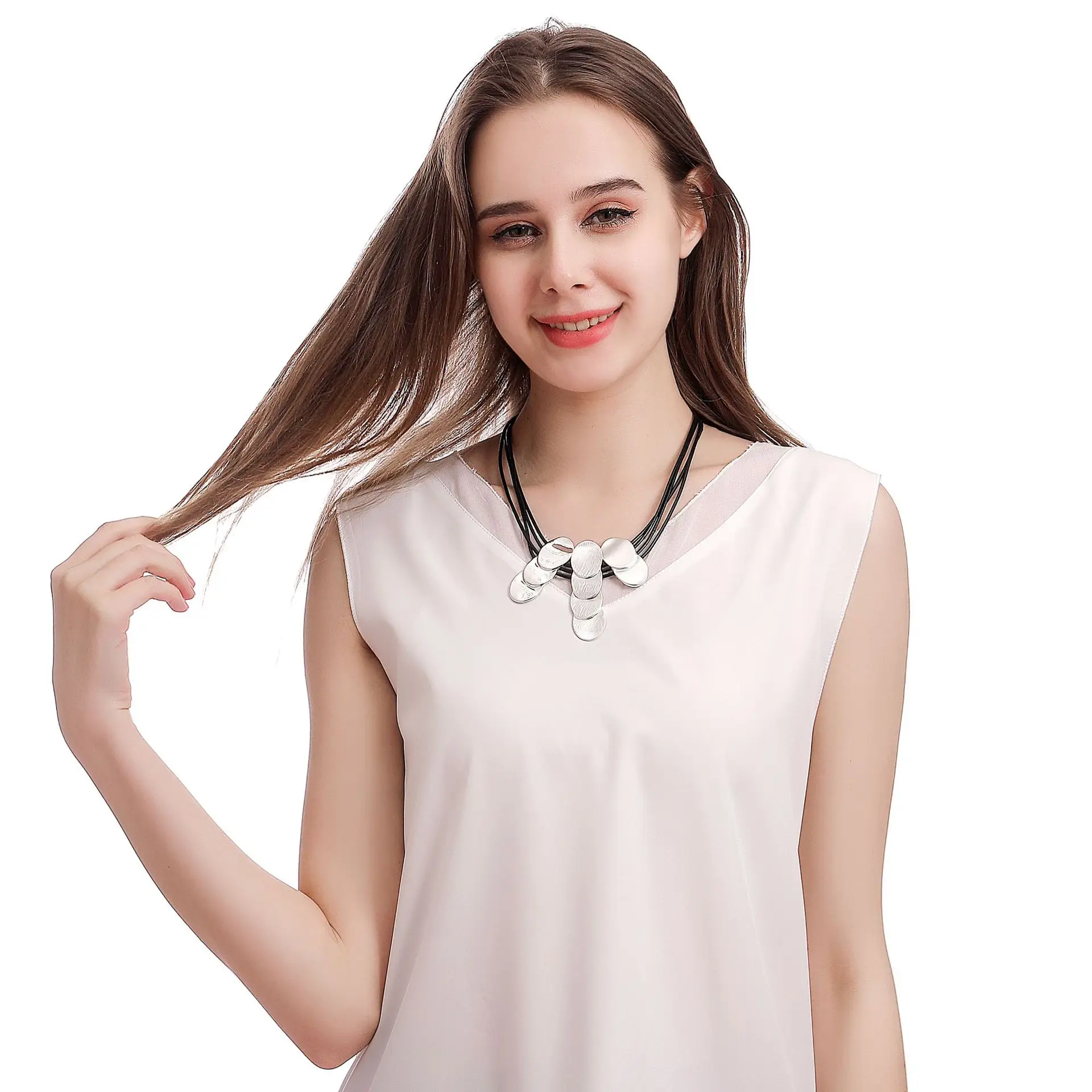 foreign trade European and American women's metal jewelry collarbone chain retro simple jewelry sh