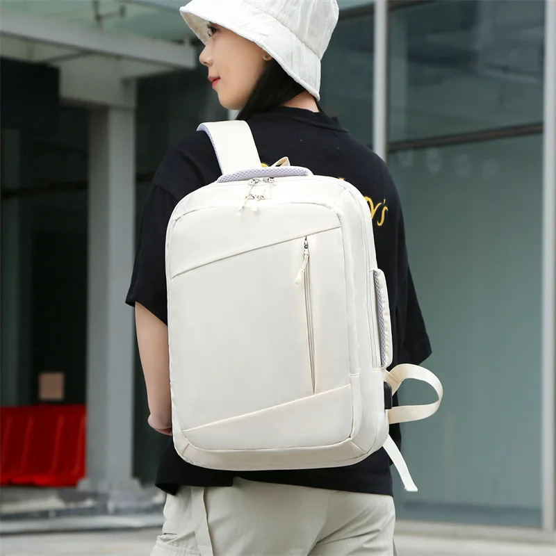 European and American Fashion Leisure Backpack Commuter Business Backpack Multifunctional Splash-proof Computer Backpack