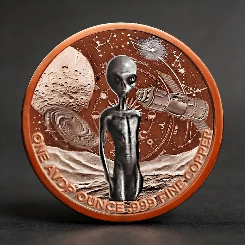 Purple Copper Alien Coin Sci-Fi Space Alien with Green Eyes & Planet Scene Challenge Coin Souvenir Gift