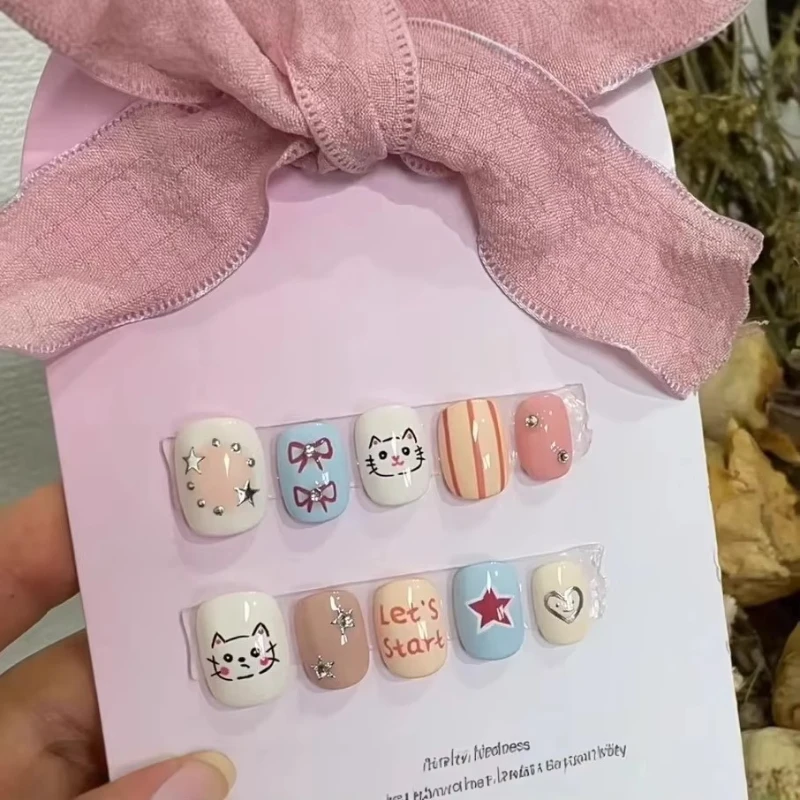 النجمي يتصادم الألوان لطيف نمط اضغط على الأظافر اليدوية الكتابة على الجدران هريرة القوس قصيرة الأظافر وهمية بقع ملصقات الأظافر #5
