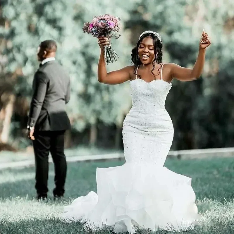 

Индивидуальные бретельки с аппликациями из бисера Свадебные платья больших размеров Robe De Mariée Винтажные пуговицы сзади Африканские свадебные платья