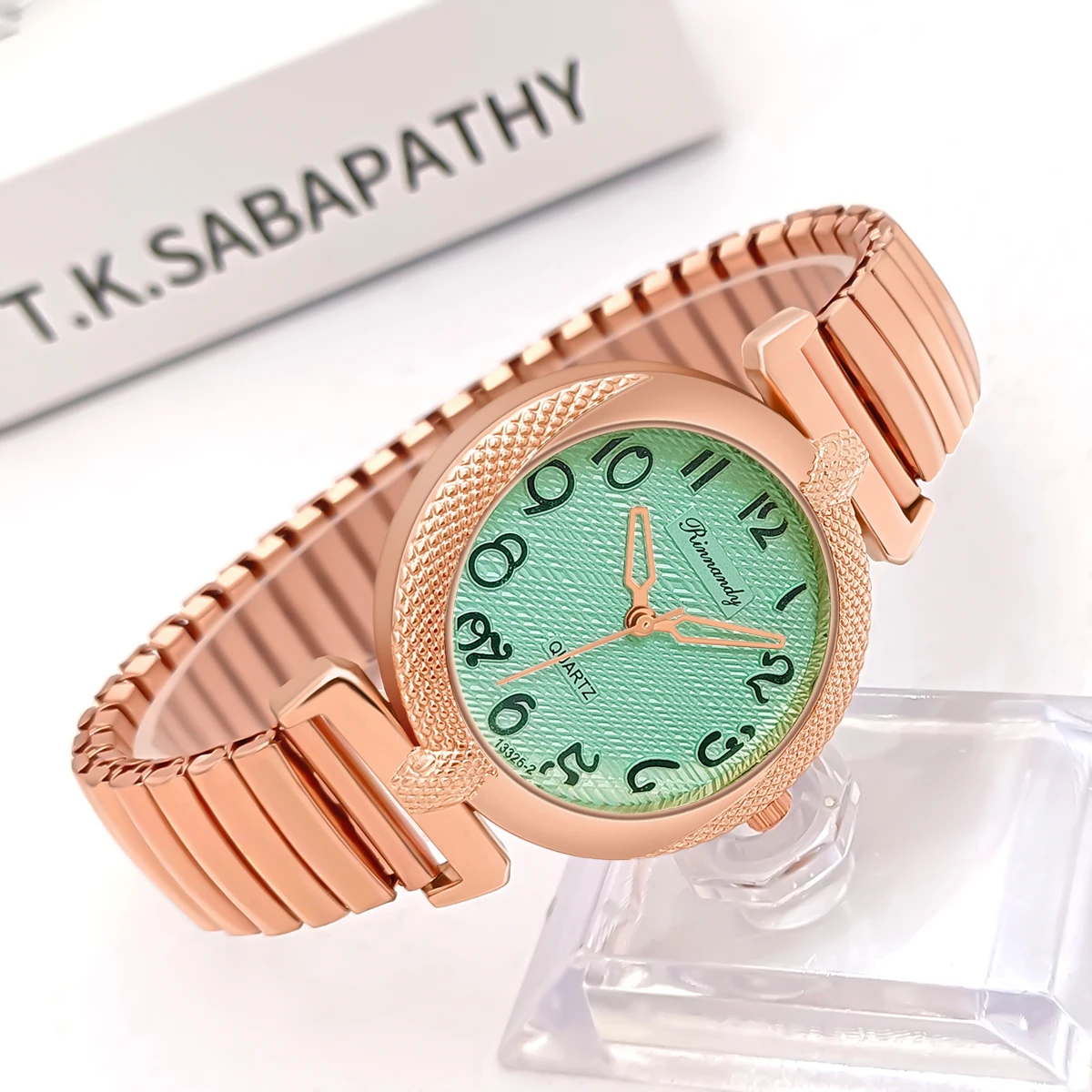 Fashion Simple Luxury Women Stretch Strap Quartz Watch