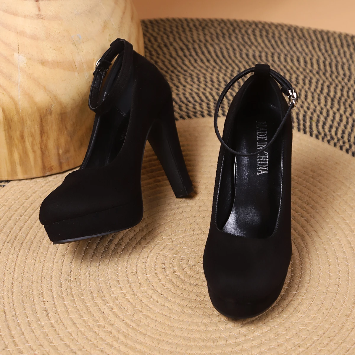 Black Velvet Round Head High Heels Waterproof Platform Fashion Buckle Women\'s Shoes Black Sexy Big Size 42 Shoes for Women 2023