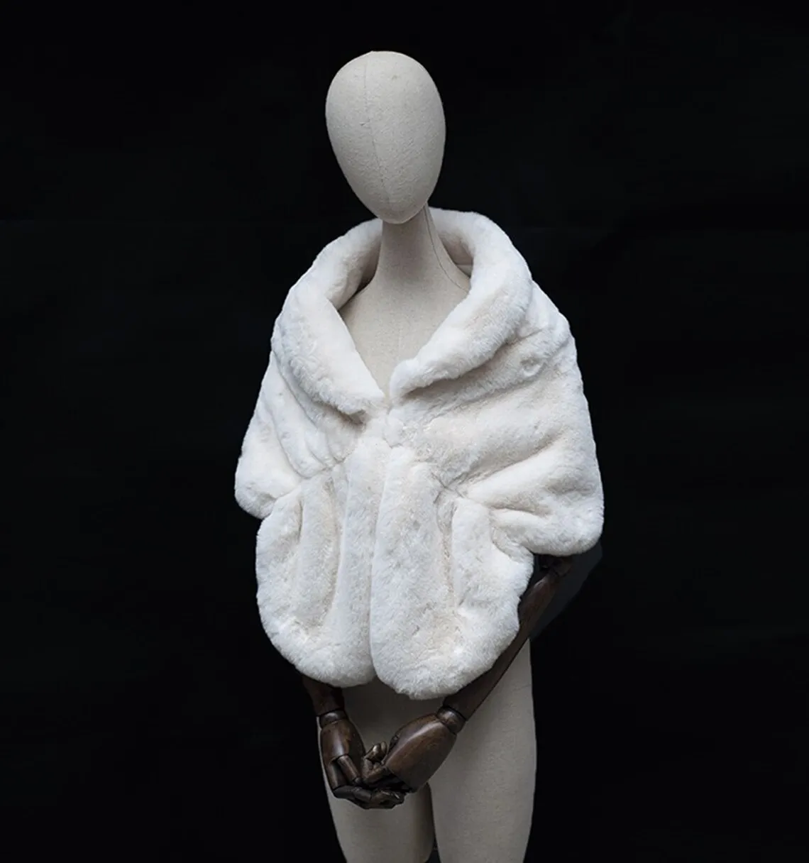 

Faux Fur Wedding Shawl with Collar Winter Wrap Bride Cape Bridal Coat Formal Party Shrug Sepcial Occasion Accessories