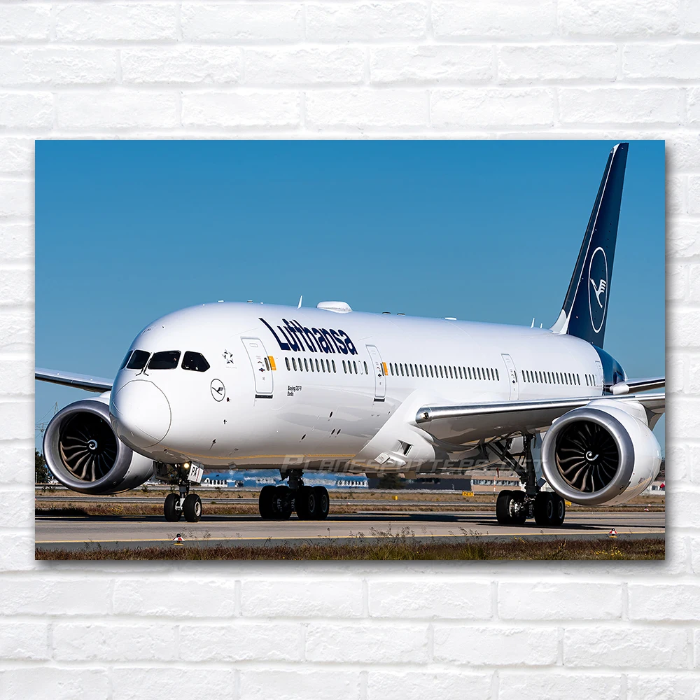 Boeing 787-9 Dreamliner Plane Wall Art Canvas Painting Airliner Poster and Print Home Aesthetic Picture Room Decor