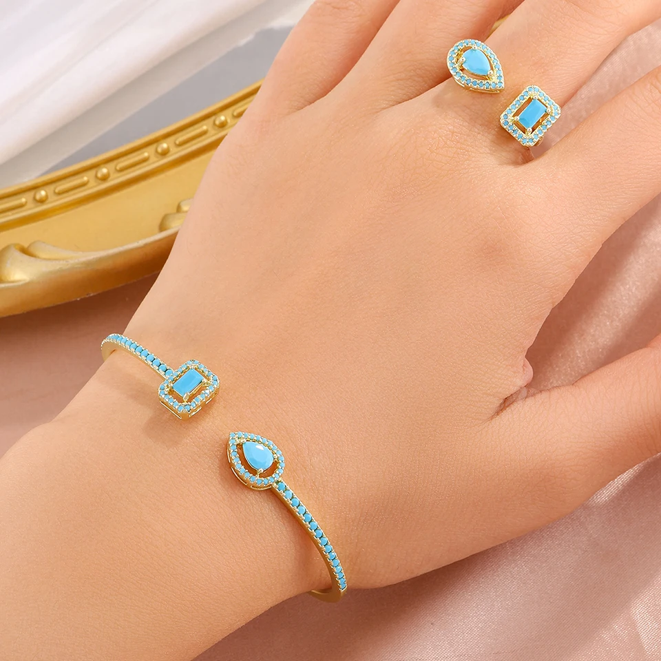 ZAKOL 2-teiliges Set Luxuriöses Geometrisches Quadratisches Wassertropfen-Armreif- und Ring-Set für Damen mit AAA-Zirkonia Hochzeitsschmuck – Detail 4