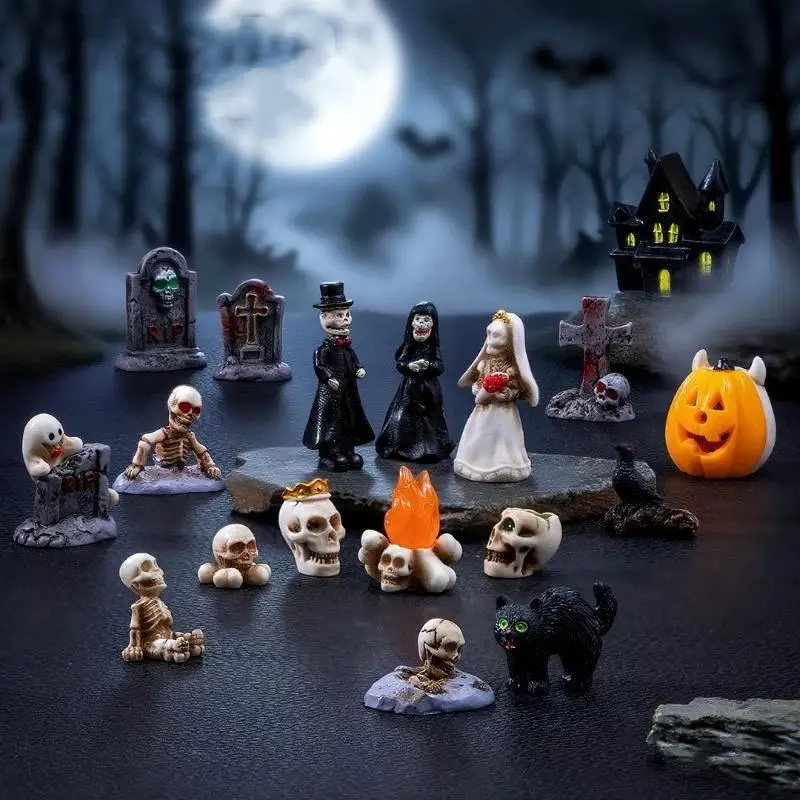 Halloween Miniature Figurine Bone Skull Coffin House Chair Halloween Mini Resin Cartoon Scary Ghost Statue Party Ornaments