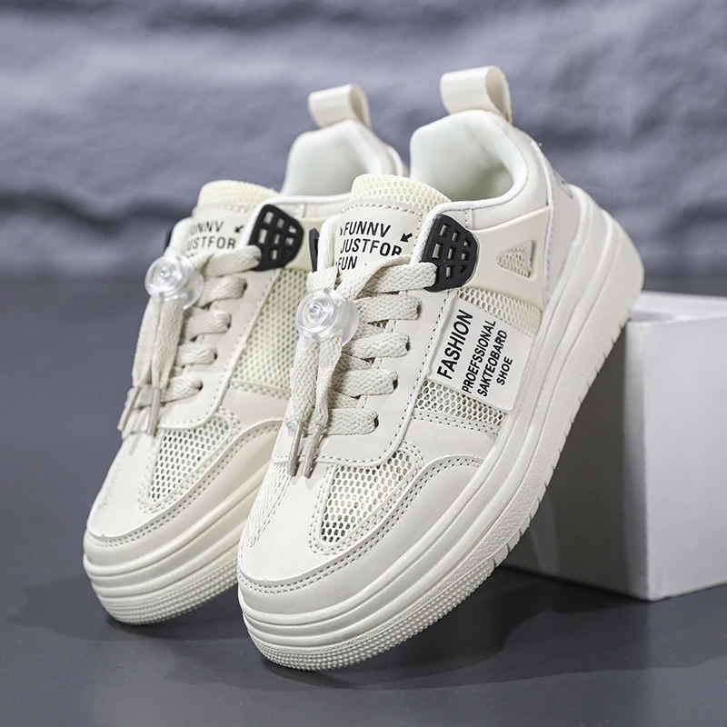 

Детская дышащая обувь с тонкой сетчатой поверхностью, новинка лета 2024, модная студенческая обувь с холодной липкой, спортивная мужская обувь