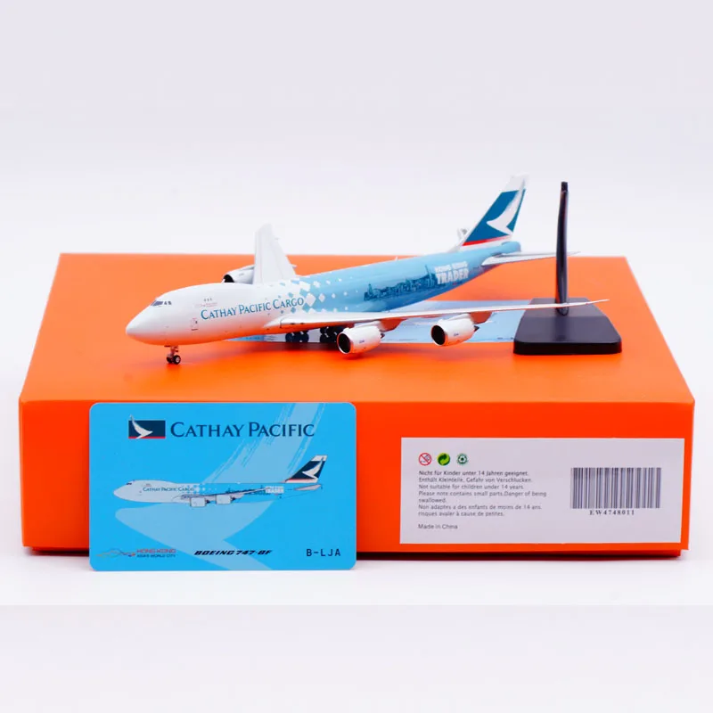 Diecast 1/400 Scale Unique Novelty Airplane Cathay Pacific Boeing 747-8F B-LJA Airbus Alloy Aircraft Model Collection Display