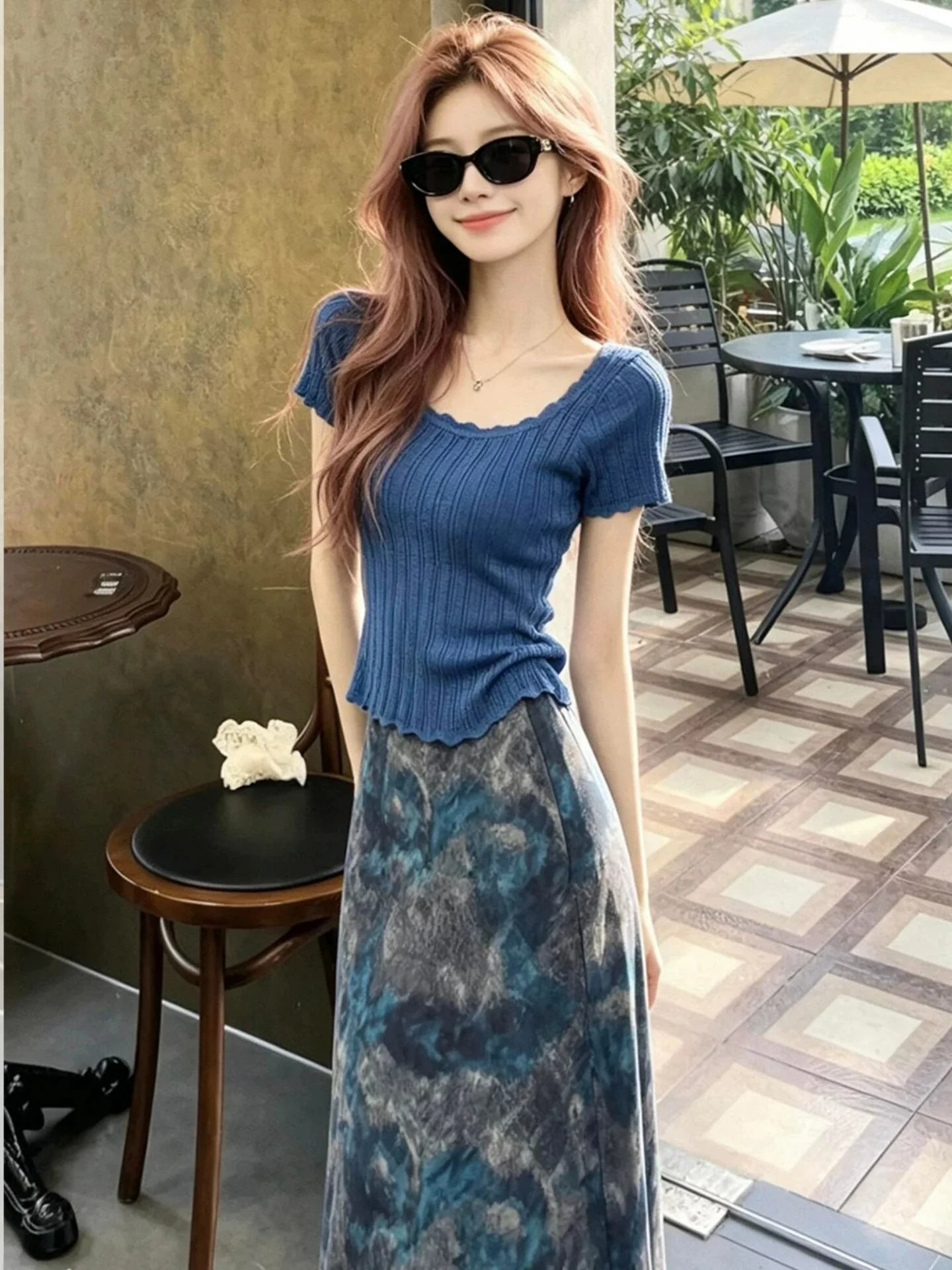 Klein Blue U-Neck Wood Grain Short Sleeve T-Shirt Women's Unique Beautiful Korean Style Top Breathable Comfortable Summer Shirt
