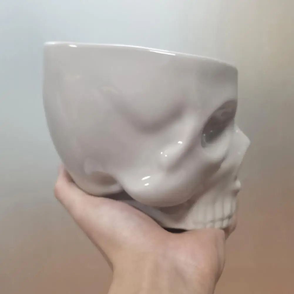 Halloween Skull Candy Bowl Gothic Ceramic Bowl Portable Skeleton Head Bowl Halloween Home Bar Decor Dining Table Ornament