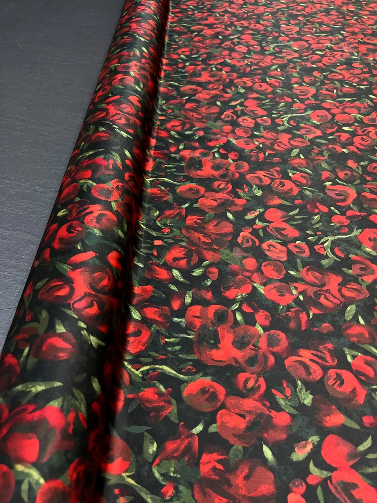 

Dark Red Flower Natural Fabric Stretch Satin For Dress 93% MulberrySilk 7% Spandex 19 Momme