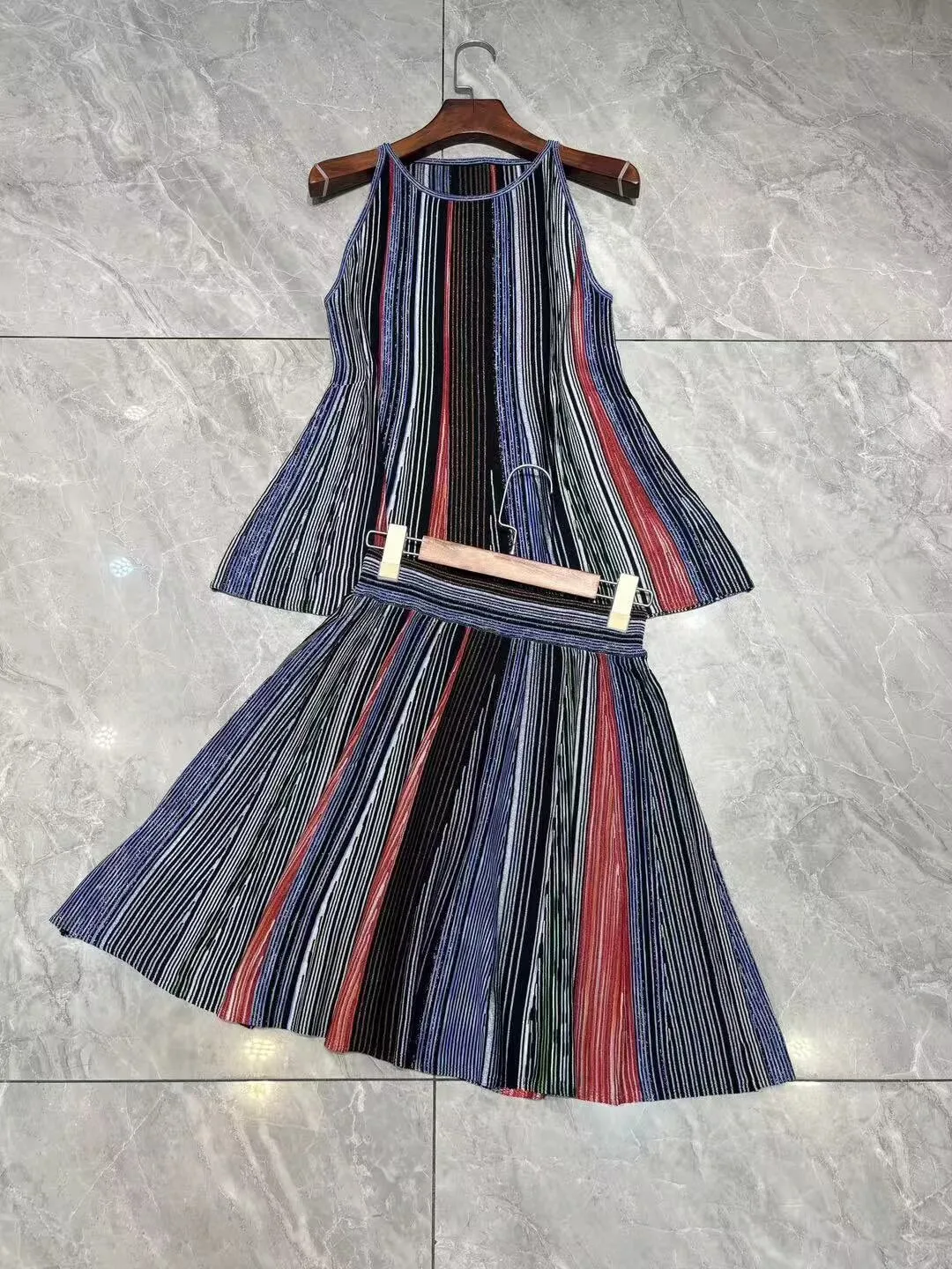 Women's Striped Knitted Suit Round Neck Sleeveless Vest + High Waisted Mini Skirt Ladies Fashion Set
