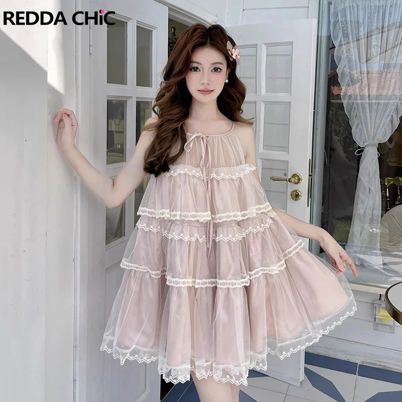 

Женское летнее платье REDDACHiC Babydoll с кружевной отделкой, многоярусными оборками, свободное мини-платье-комбинация для дня рождения, женская одежда