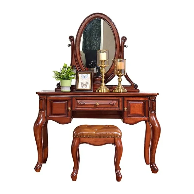 

Deluxe American dresser with mirror