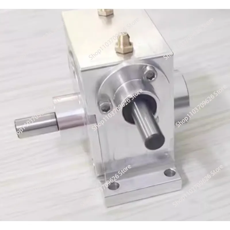 1:17 Corner Worm Gear Worm Deceleration Small Gearbox 90 Degree Right Angle Reversal Gearbox Accessories