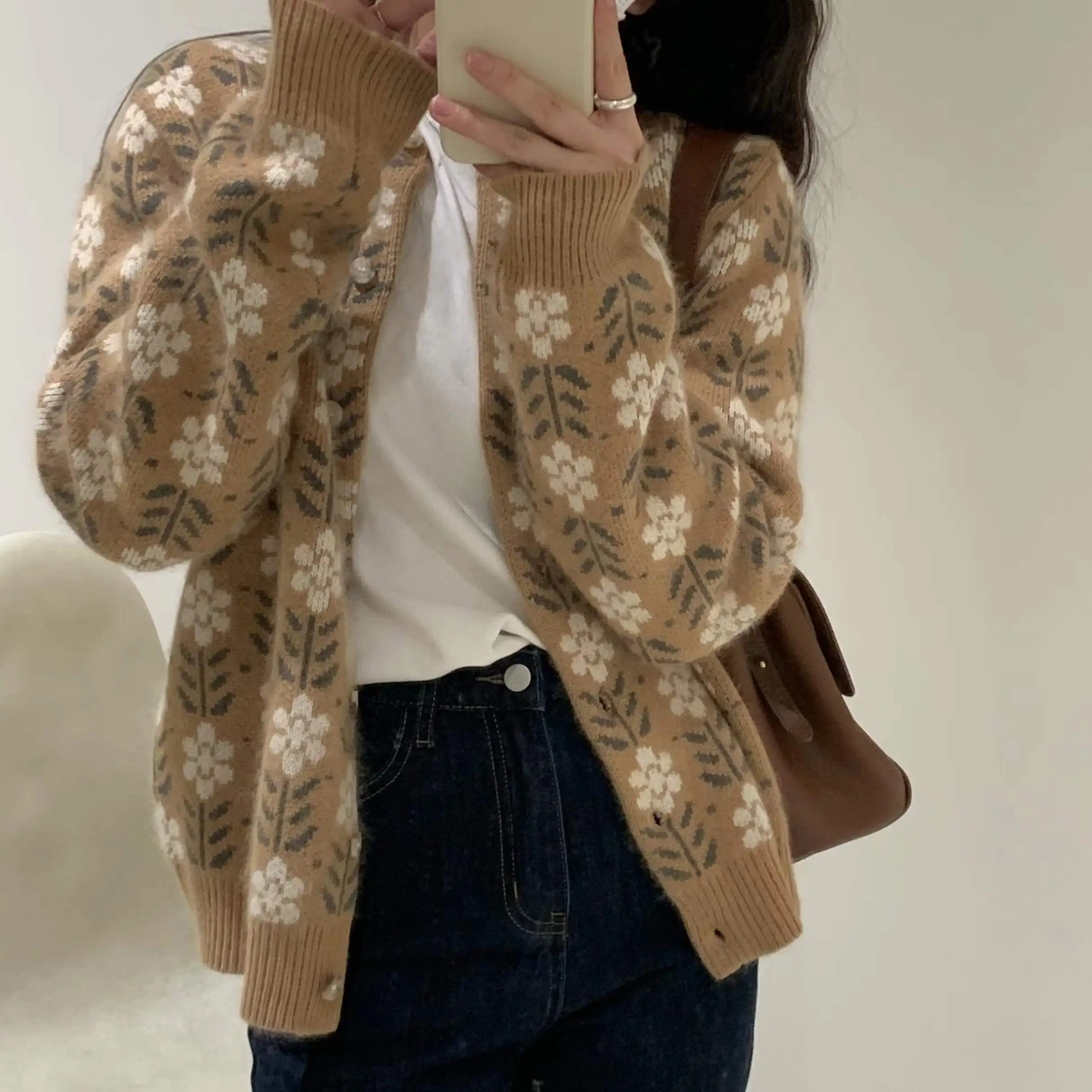 Women New Autumn Winter Fine Wool Warm Sweater O-neck Loose Thickened Flower Print Cardigan Casual Knitted Soft Jacket Tops