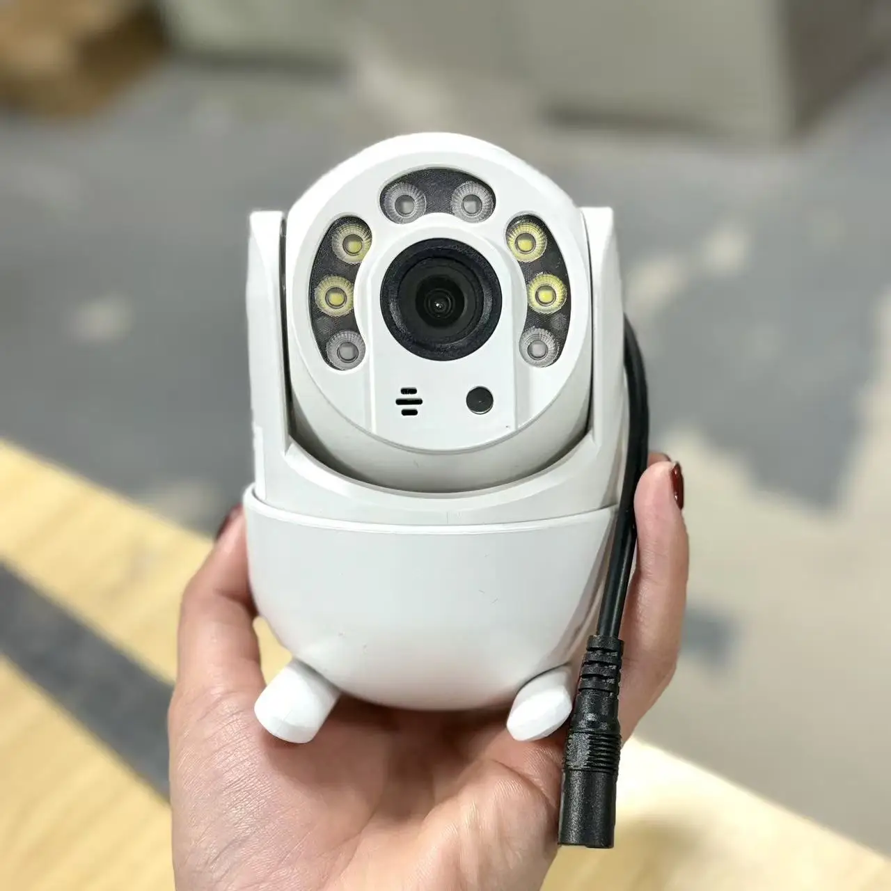 

3-мегапиксельная Wi-Fi PTZ-камера с автотрекингом, ИИ-обнаружением, двусторонней аудиосвязью и поддержкой карт памяти, цветное ночное видение, для домашней безопасности и видеонаблюдения