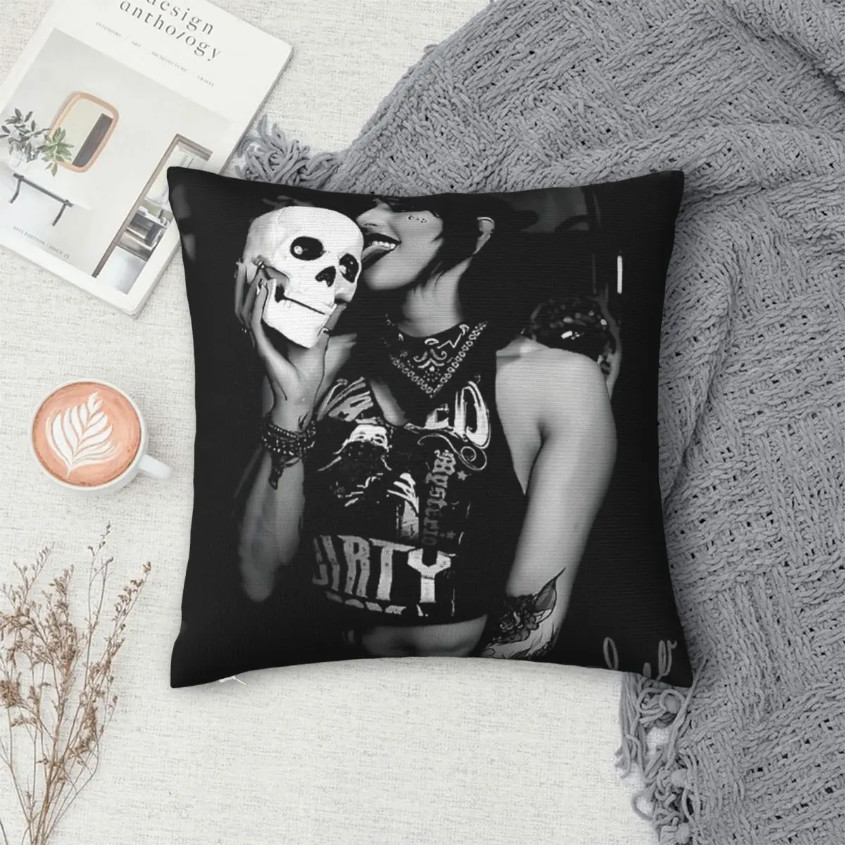 Rhea Ripley She Is Mami Square Pillowcase Pillow Cover Cushion Zip Decorative Comfort Throw Pillow for Home Car