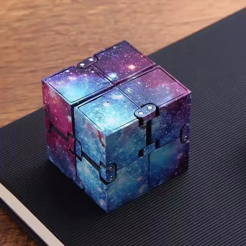 Cube Anti-Stress en métal, jouets faciles à jouer, Spinner à main, bureau, jouets Anti-Stress pour enfants et adultes, cadeau d'autisme