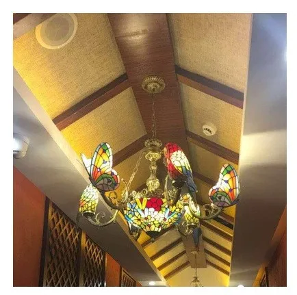 

Retro, European style, villa, living room, chandelier, wrought iron, living room, parrot, butterfly