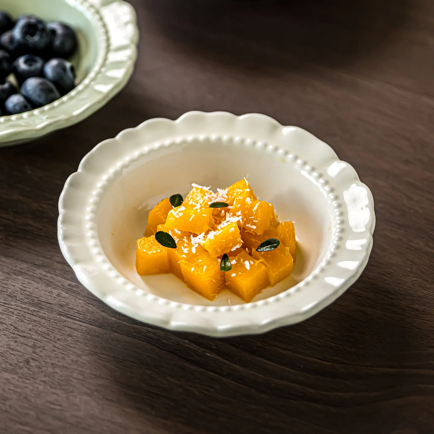 

Elegant Lace Ceramic Sauce Dish Dessert Plate Home Tableware Snack Serving Tray