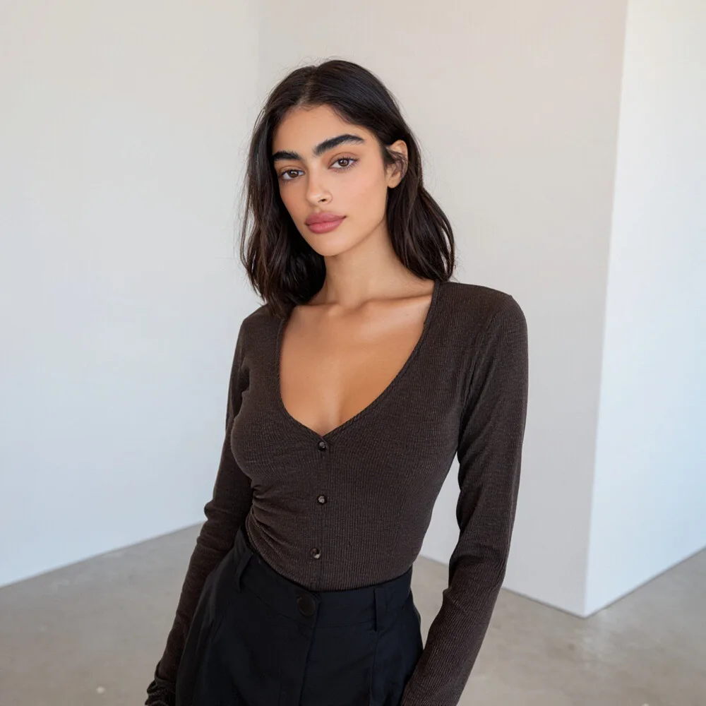 

Повседневная футболка с длинным рукавом для горячих девушек, весеннее платье, осенний прямой рукав-труба без украшений, модный стильный женский топ