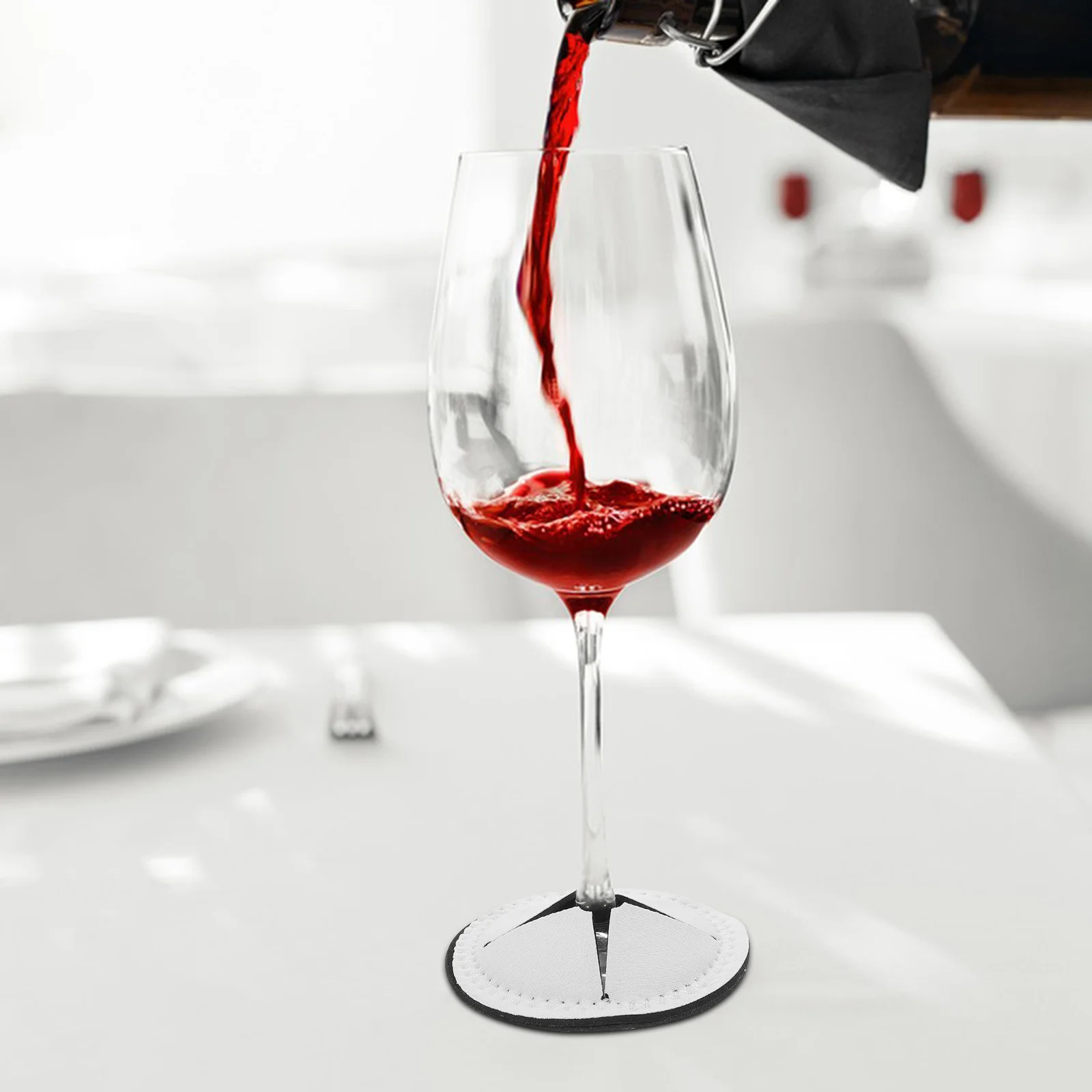 

4Pcs Wine Cup Mats Heat Transfer Sublimation Blank Coasters DIY Round Heat Proof Anti Slip Coasters for Table Protection