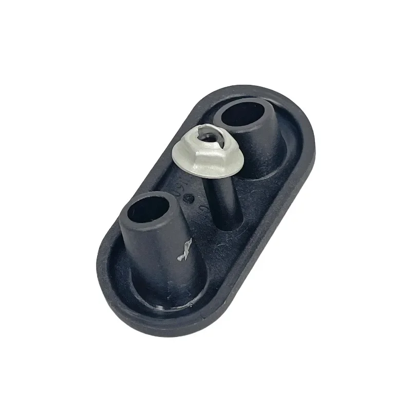 SU60098 R211071 Bonnet Tie Rod Sleeve Tractor Parts for John Deere 6E1504PL 6E1404 CN IV