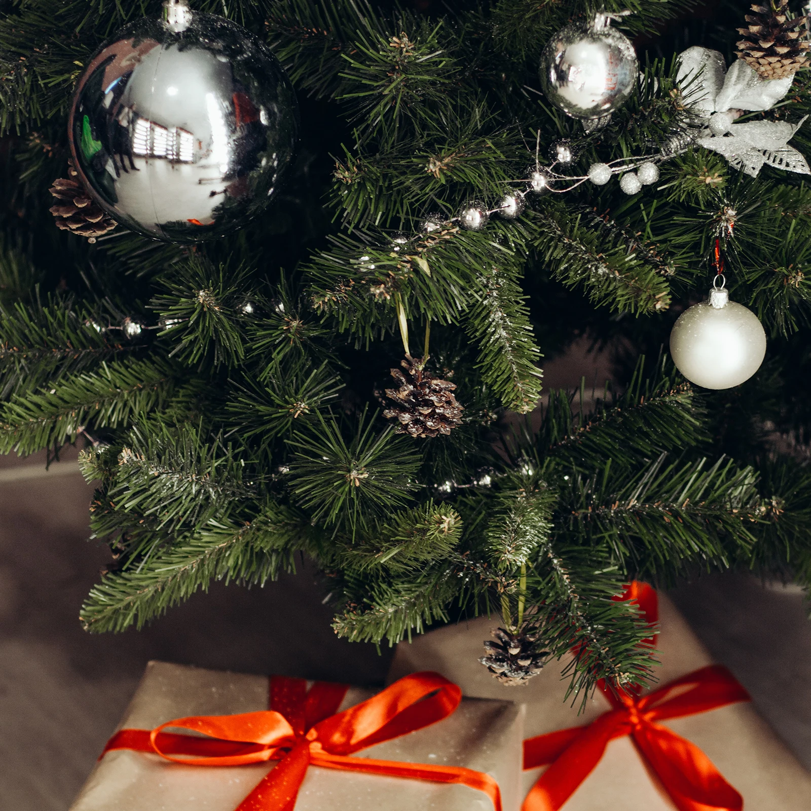 

Christmas Tree Beads Garland Chain Plastic High Quality Durable Decoration Xmas Tree Beads Garland Strands Holiday Favors