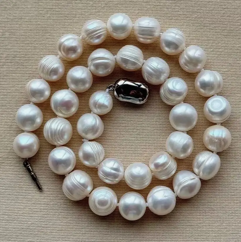 

Великолепное ожерелье из белого жемчуга Южного моря в стиле барокко диаметром 10-11 мм, 18 дюймов, 925 пробы