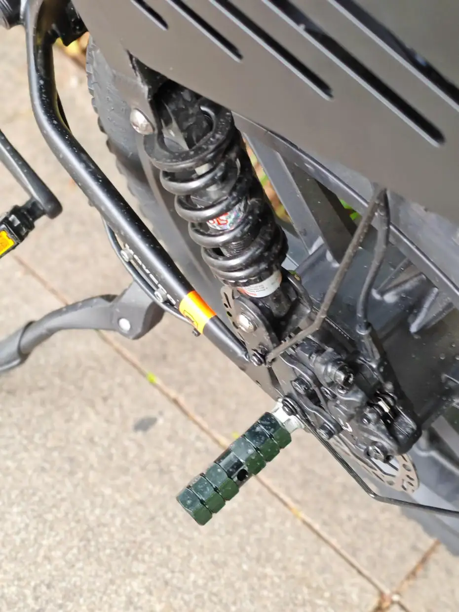 Рисунок 4 - SXLL HOVSCO R8 Электрический внедорожник