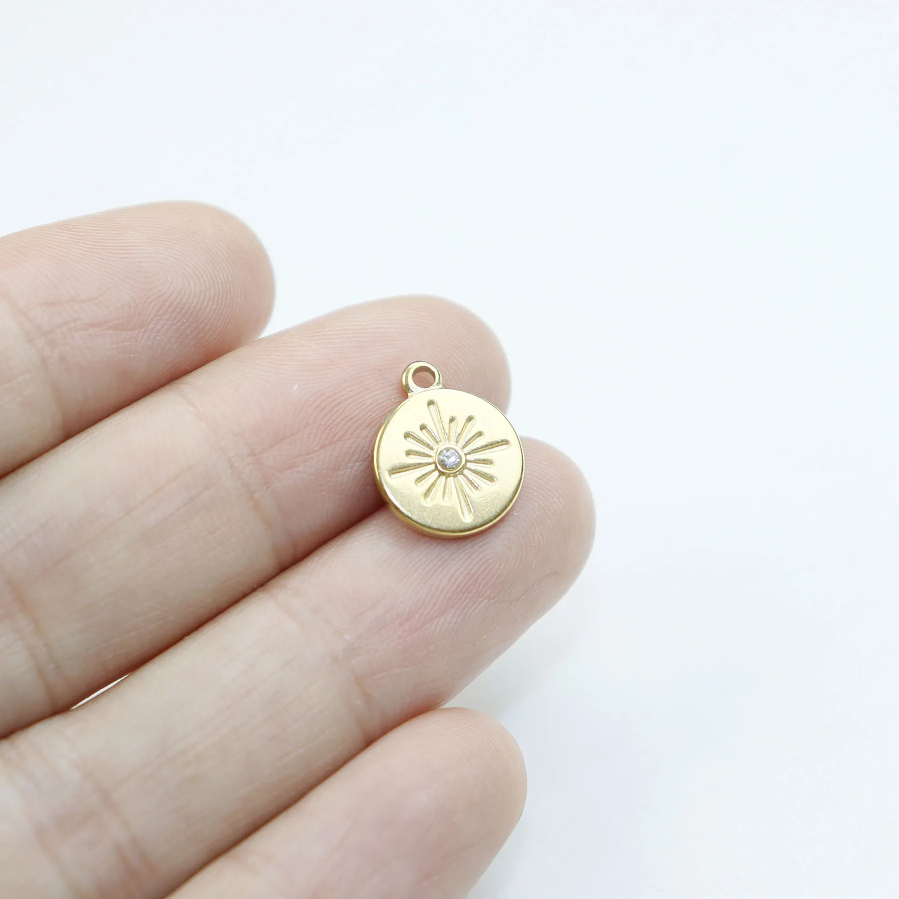 5 قطع صب الفولاذ المقاوم للصدأ ستار عملة مجوهرات مكون سحر قلادة DIY اليدوية قلادة أقراط أساور لوحة PVD #5