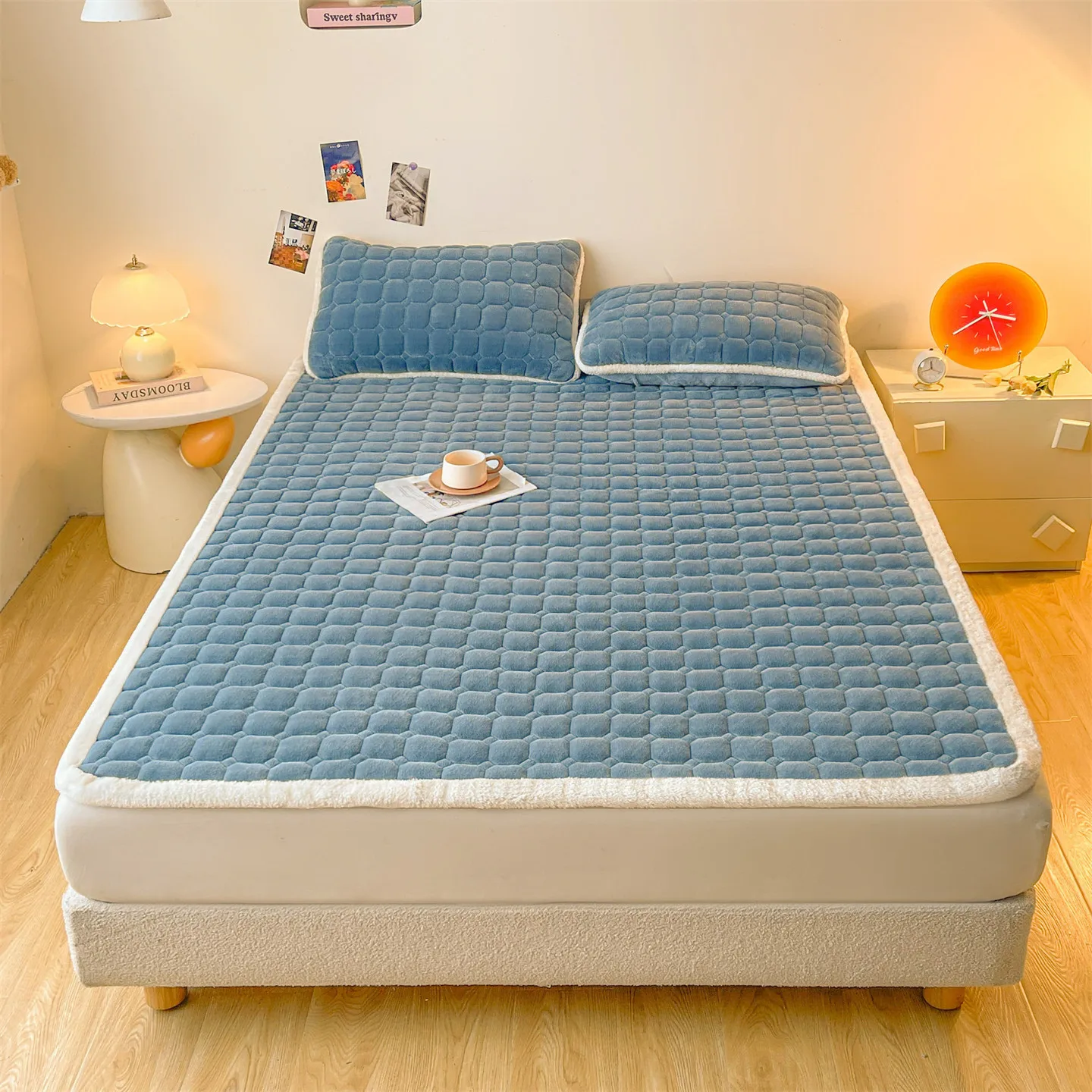 Thickened Warm Milk Fleece Autumn Winter Bed Pad Warmth  Fluffy Cozy Queen Bed Sheet Anti-slip Antistatic King Mattress Toppers