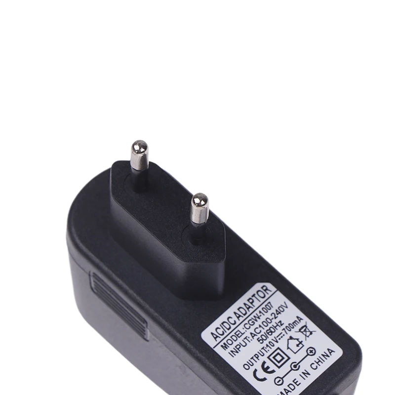 

【W3】10 В 700 мА 0,7 А Универсальное зарядное устройство переменного и постоянного тока для источника питания робота Mindstorms EV3 NXT 45517