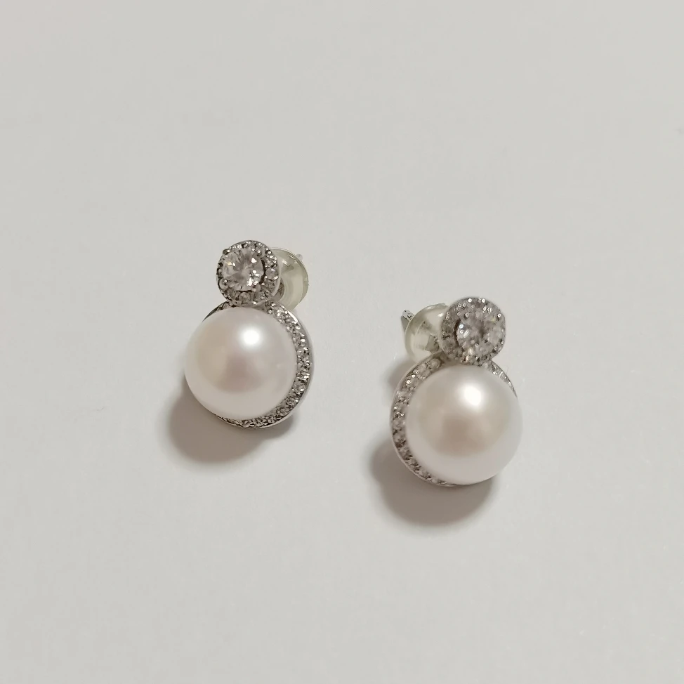 Classic 925 Sterling Silver Plated Vintage Freshwater Glare Pearl Stud Earrings