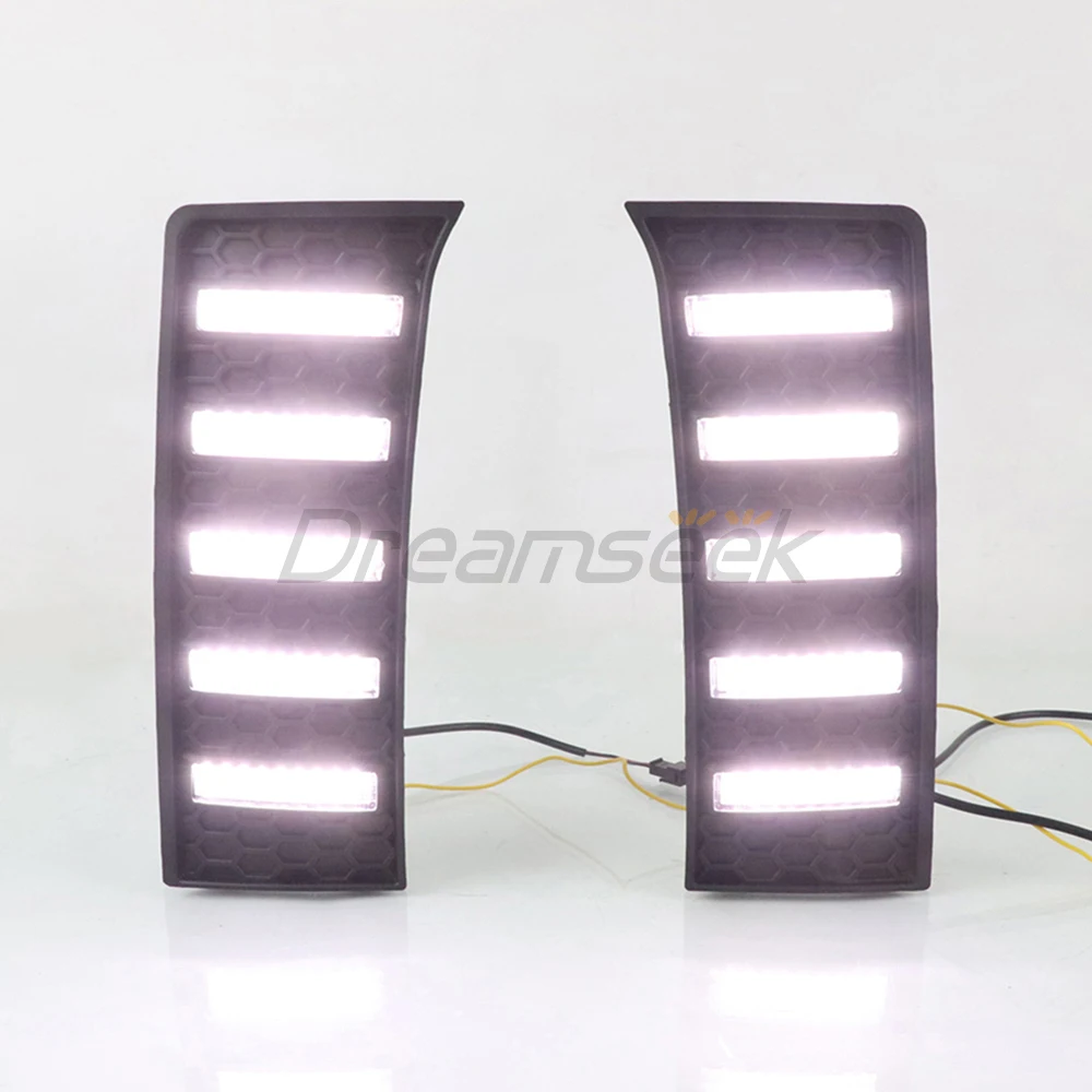 Feu de jour LED DRL pour Toyota Tundra XK70 2022 + couvercle de phare antibrouillard, étanche, lumière du jour de conduite avec clignotant dynamique