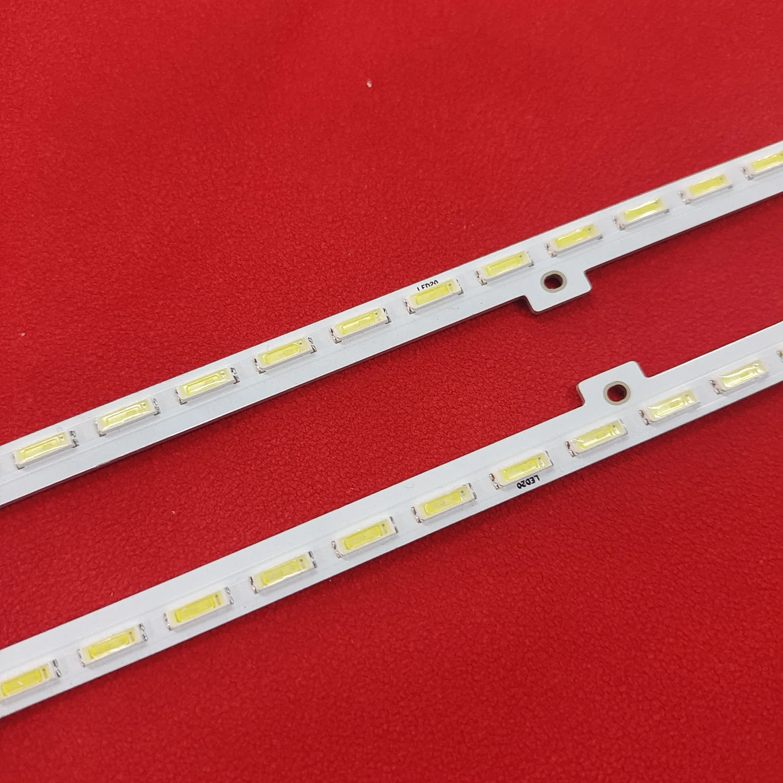 แถบไฟแบ็คไลท์ LED สำหรับทีวี32 "STM320A72 TX-L32X5B พานาโซนิค TX-L32EW5 TH-L32X50C TX-L32X5E VVX32H125G00 NLAW10171R L