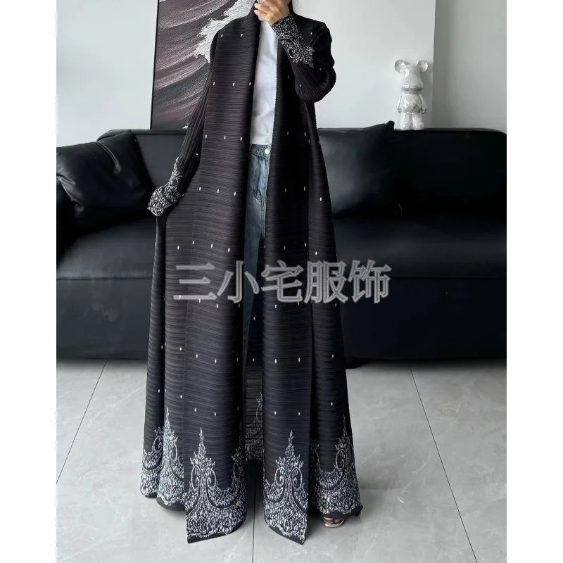 2024 Summer New Abaya Muslim Women\'s Pleated Printed Long Sleeved Black Plus Size Robe Modny i elegancki kardigan